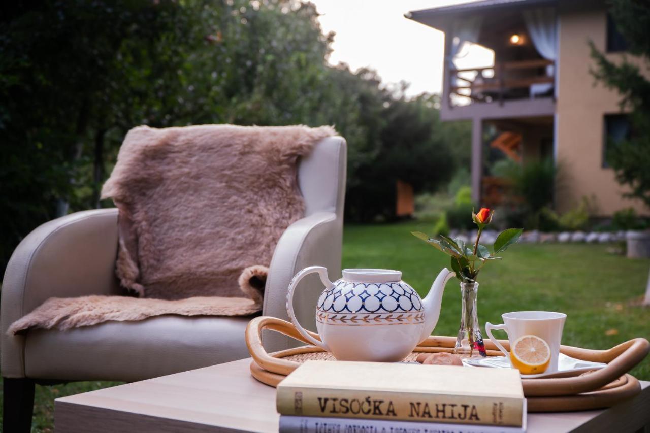 Eden Visoko Apartment Luaran gambar