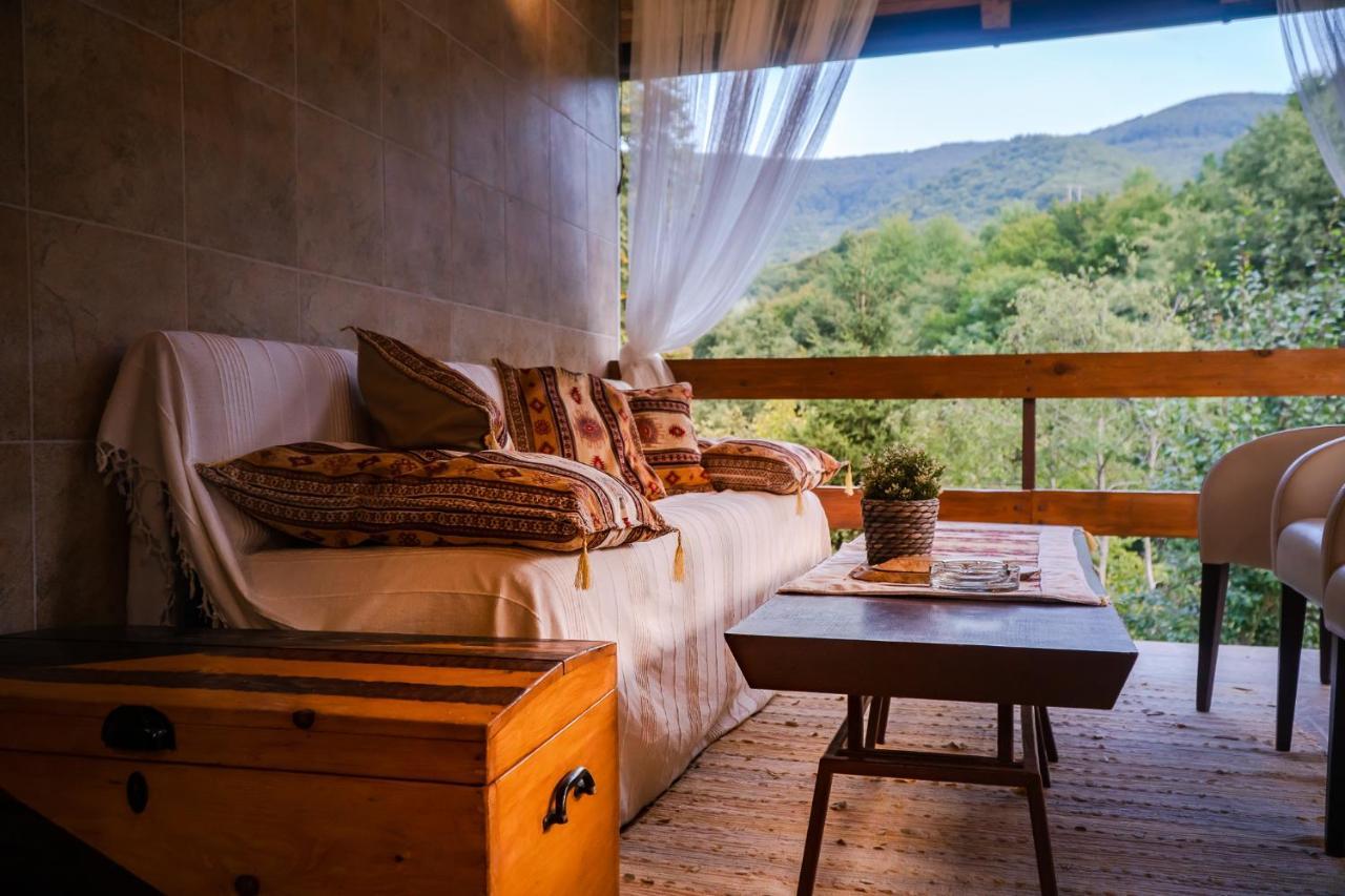 Eden Visoko Apartment Luaran gambar