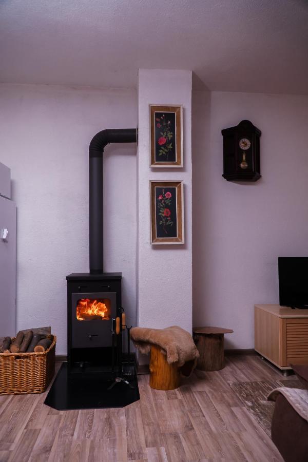 Eden Visoko Apartment Luaran gambar