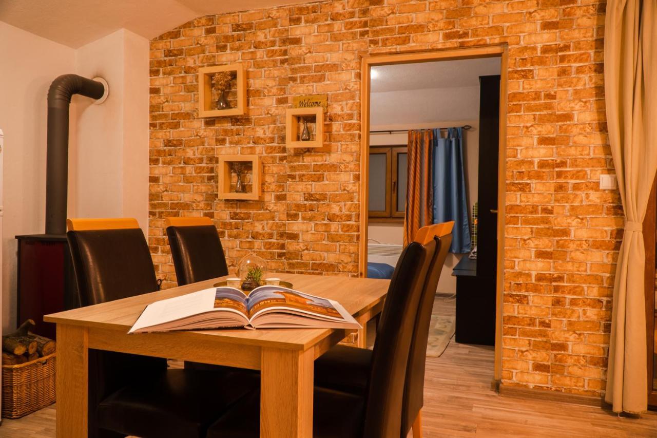 Eden Visoko Apartment Luaran gambar
