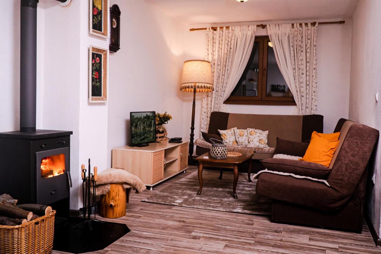 Eden Visoko Apartment Luaran gambar