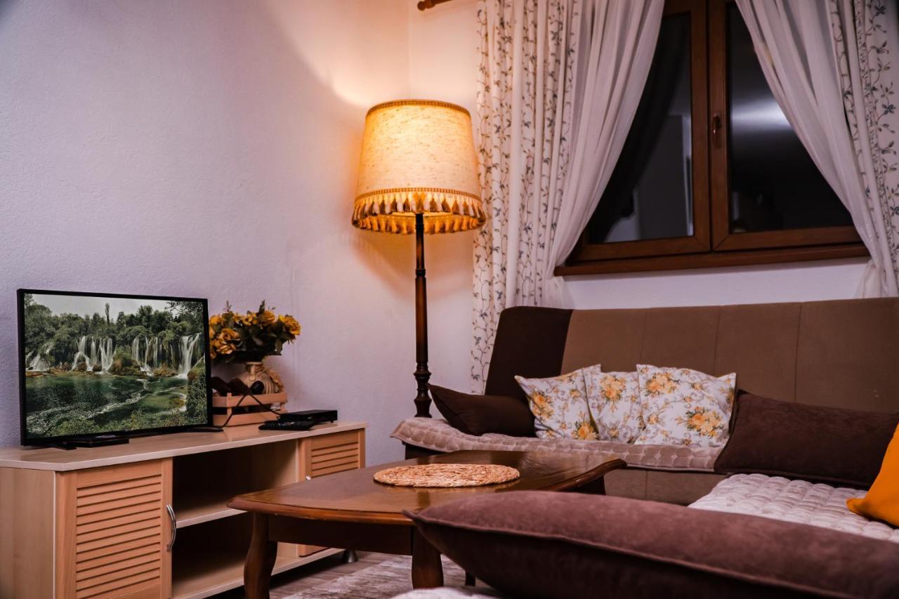 Eden Visoko Apartment Luaran gambar