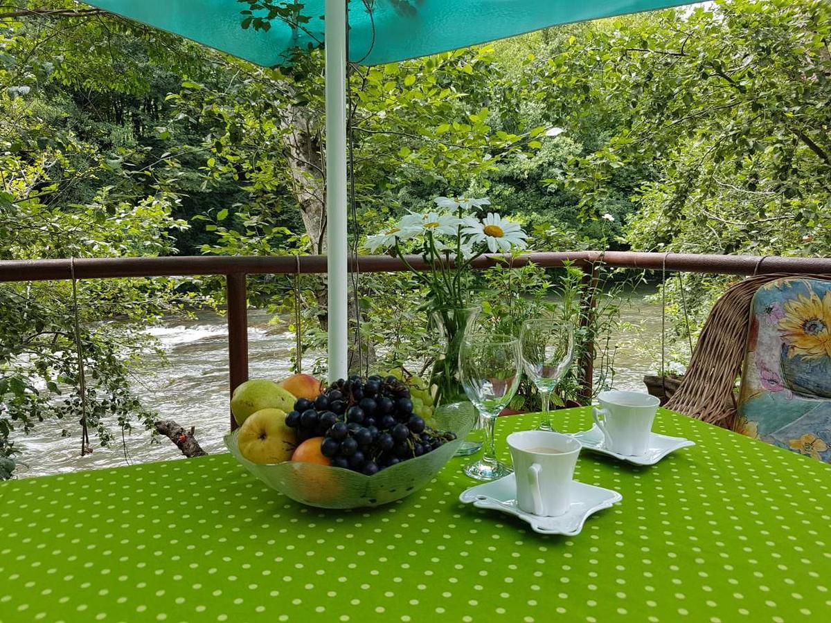 Eden Visoko Apartment Luaran gambar